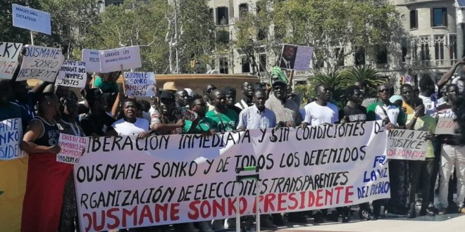 Imatges Concentració a Barcelona per l’alliberament d’ Ousmane Sonko