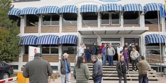 Solidaritat amb la lluita a INDOX