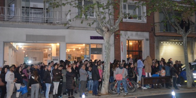 Contra la seva repressiö i els seus atacs,  un mur de solidaritat!