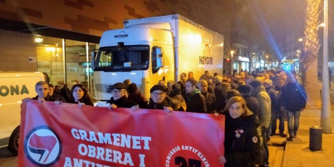 LA MANIFESTACIÓ ANTIFEIXISTA A STA COLOMA DE GRAMENET