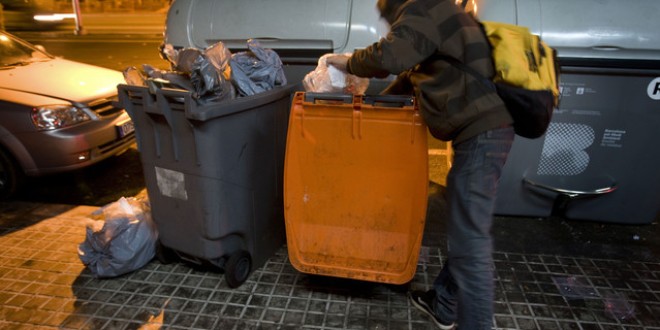 ENFRONT UN CAPITALISME REACCIONARI I EN DESCOMPOSICIÓ: ORGANITZA’T I LLUITA!