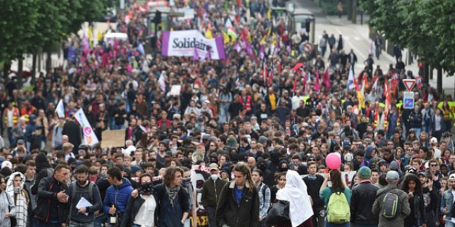 INDEPENDENTMENT DE QUI GOVERNI CAL ENFORTIR EL MOVIMENT OBRER I POPULAR